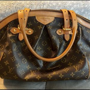 🔥SOLD🔥Louis Vuitton Tívoli GM